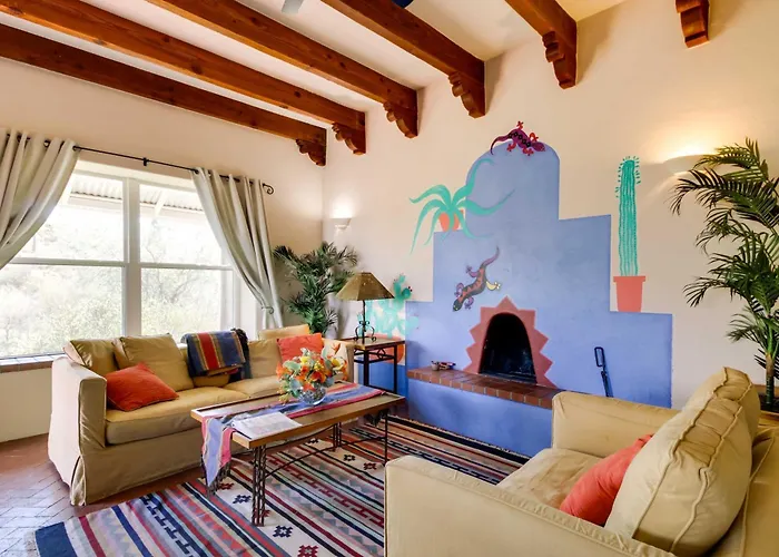 Mountain Views & Private Jacuzzi: Casita *